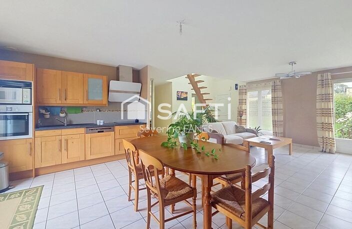 MAISON 141 M² A MONTEROLIER — photo 3