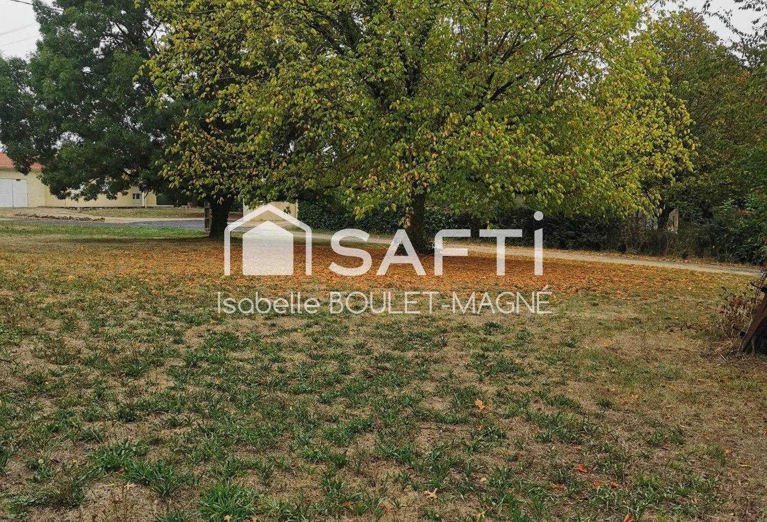 Terrain à construire de 4 072m² à 5 mn du centre-ville d'Eauze — photo 1