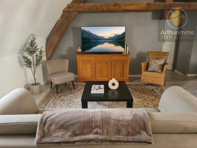 Appartement meublé 3 pièces – 76 m² – Hyper­centre de Beaugency — photo du bien