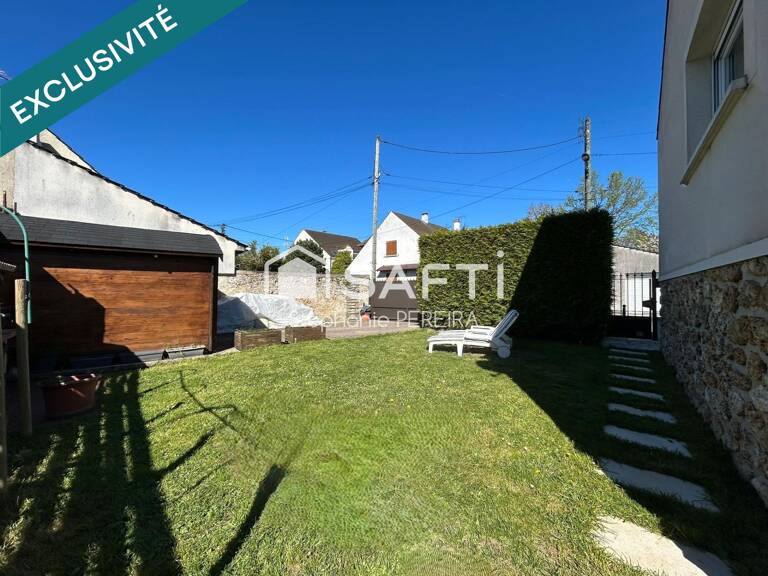Maison en DPE D à proximité de tout ! — photo 1
