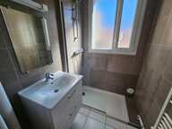 Appartement F4 69 m² situé à 200 m du plan d' eau avec garage — photo 3