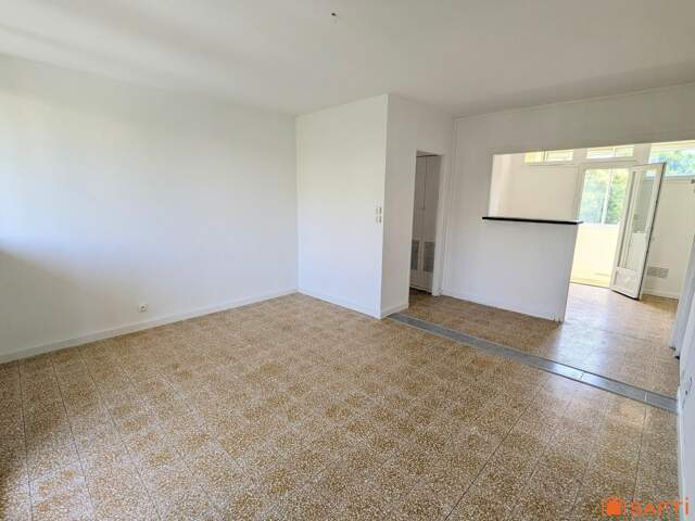 Appartement 4 pièces avec garage et cave — photo du bien