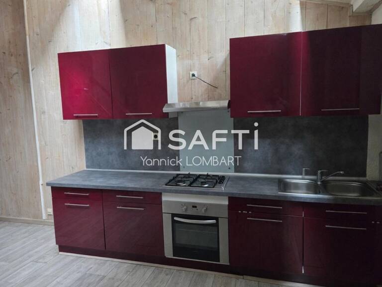 Immeuble 3 appartements, 1 local commercial — photo 1
