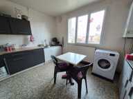 3 Pièces LOUE avec garage, cave et grenier — photo 3