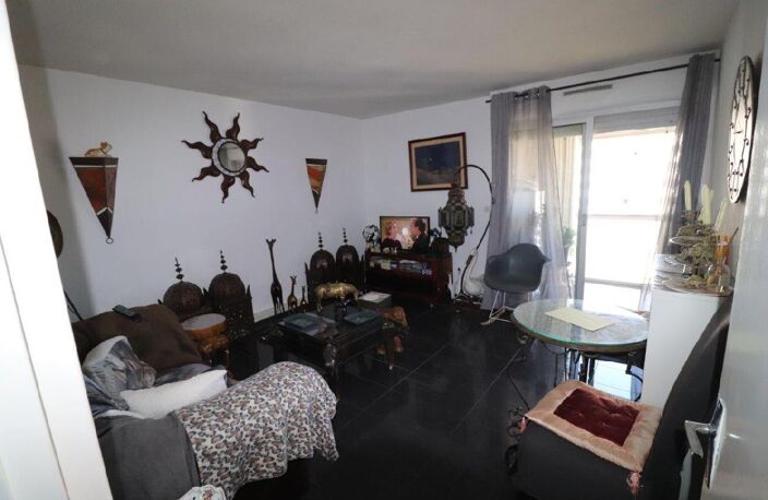 2 Pièces Superbe F2 avec loggia vitrée — photo 2
