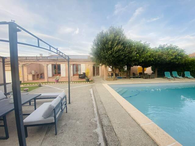 Villa Villa avec appartement indépendant — photo du bien