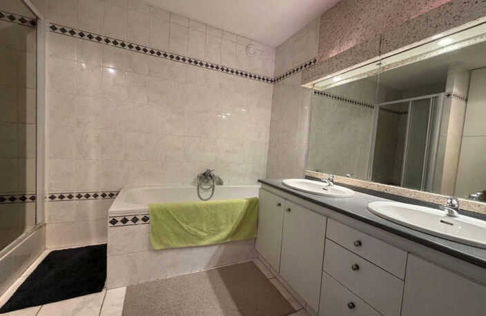 BORDEAUX - CAUDÉRAN - APPARTEMENT - T5 - 112 m2 LOI CARREZ - — photo 5