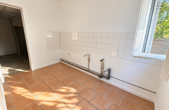 A RENOVER, Appartement 2 chs avec jardinet, BERGERAC — photo 2