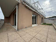 Superbe T3 avec terrasse Garage et vue — photo 4