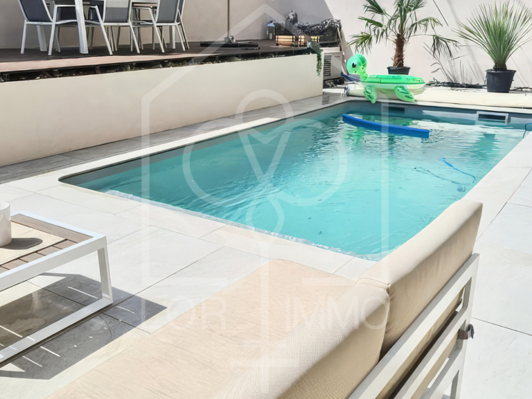 HAYANGE - MAISON INDIVIDUELLE DE CARACTÈRE - 178m2 - PISCINE — photo 1