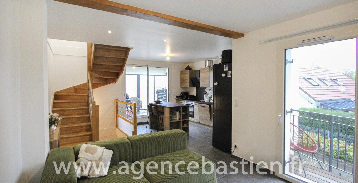 T4 en triplex - Ferney Voltaire — photo 1