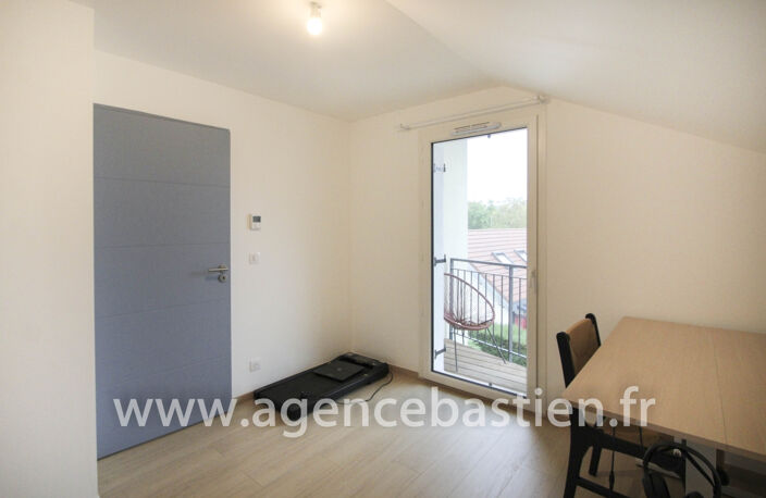 T4 en triplex - Ferney Voltaire — photo 5