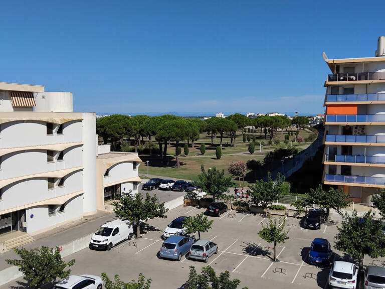 APPARTEMENT AVEC PETITE VUE MER, BALCON ET PARKING PRIVATIF — photo 1