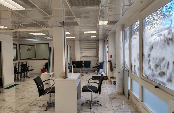 Bondy, Local commercial à louer 154 m² — photo 3