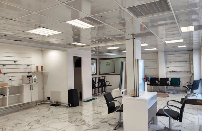 Bondy, Local commercial à louer 154 m² — photo 4