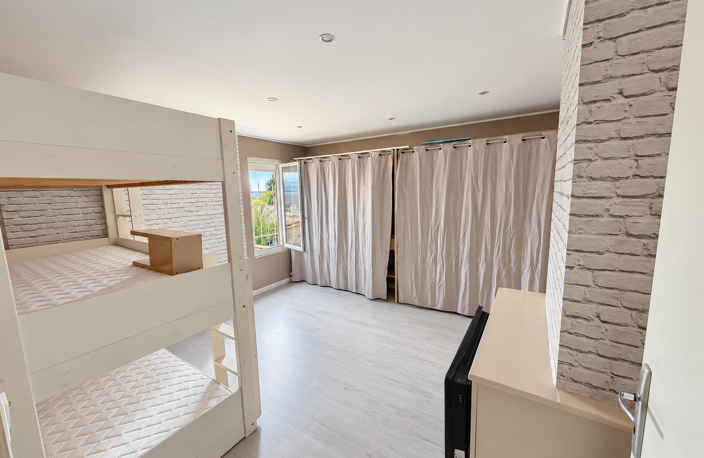 Saint-André-de-Cubzac -- T2 en duplex avec jardin privatif, p — photo 4