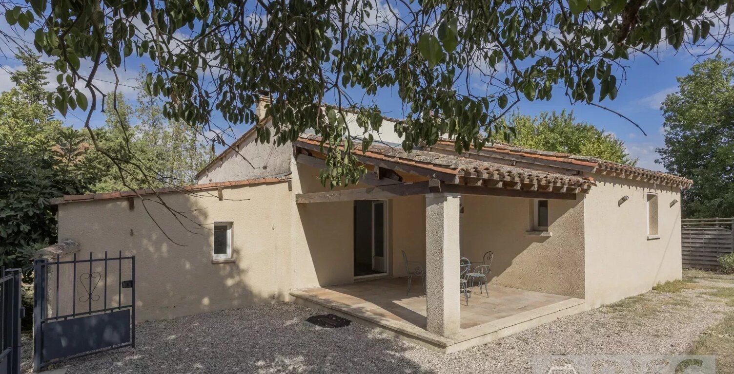Maison de plain-pied rénovée avec jardin clos. — photo 1