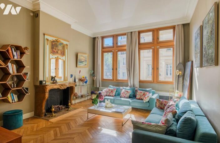 Vente maison 11 pièces 353 m² Paris 17 (75017) — photo 2
