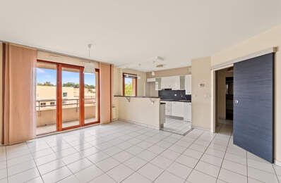 T2 de 49 m2 avec balcon, cave et parking en sous-sol   Secte — photo du bien