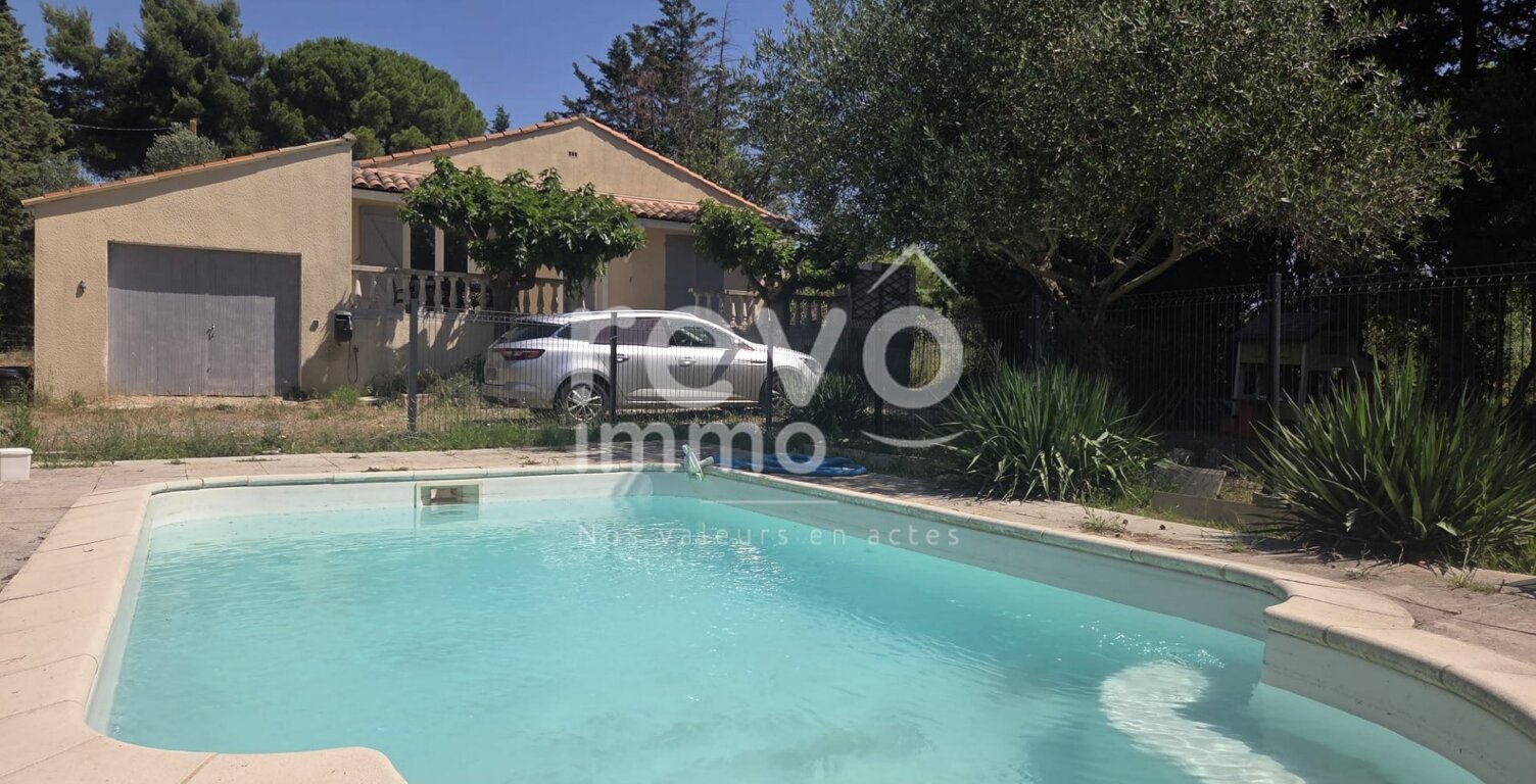 Villa — photo 1