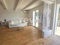 Villa — photo 3