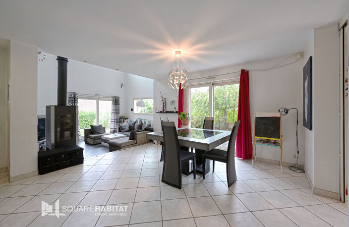 Maison St Geoire En Valdaine 6 pièce(s) 126 m2 — photo 2