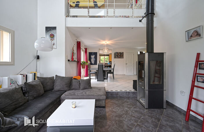 Maison St Geoire En Valdaine 6 pièce(s) 126 m2 — photo 4