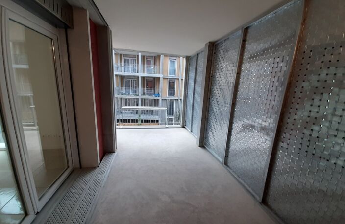 Location appartement 2 pièces 48 m² à Villeurbanne (69100) — photo 4
