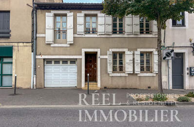 Maison de ville avec cour et garage - Proche place de la Patte d'Oie — photo du bien