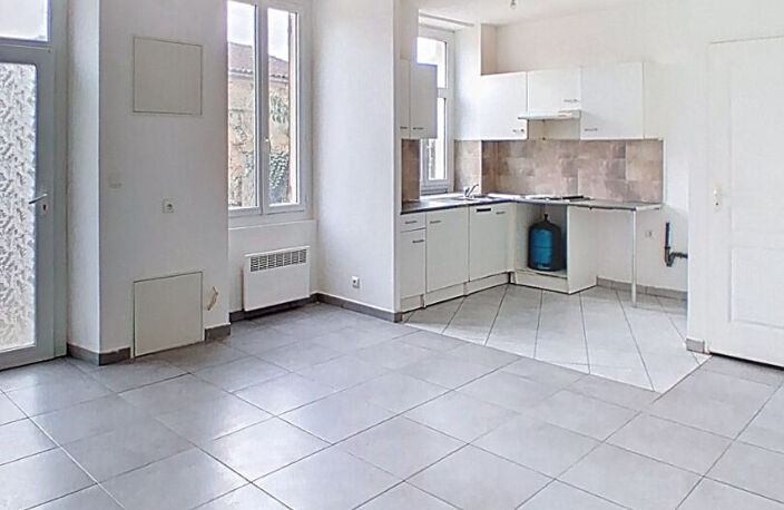 Maison de ville -Pauillac 4 pièce(s) 74.05 m2 — photo 3