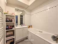 Nantes - Rue de Gigant - Appartement T2 de 50 m2 au dernier étage avec balcon. — photo 3