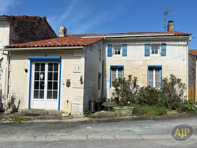 Maison Plassay 5 pièce(s) 130 m2 — photo du bien