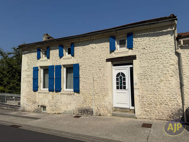 Maison familiale La Chapelle Des Pots — photo du bien