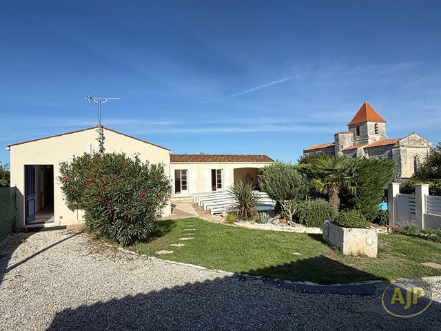 Maison proposé à Saint-Georges-des-Coteaux