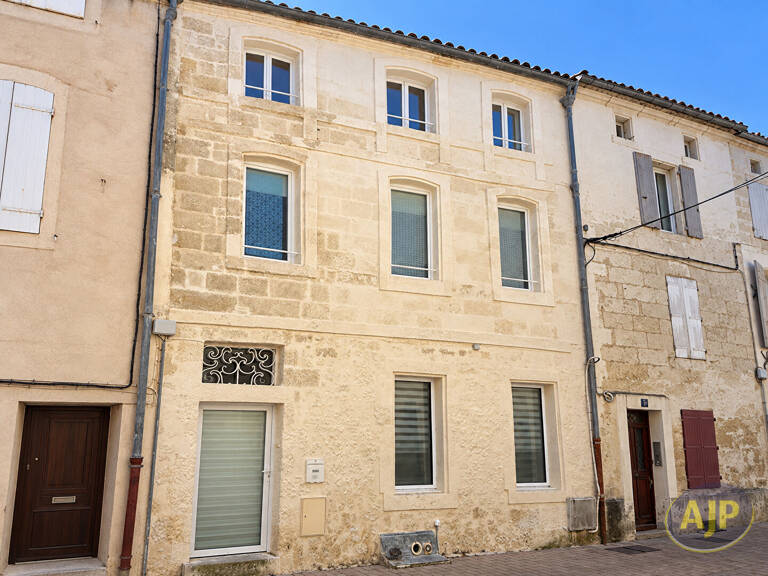 SAINTES Maison 108.8 m2 — photo 1