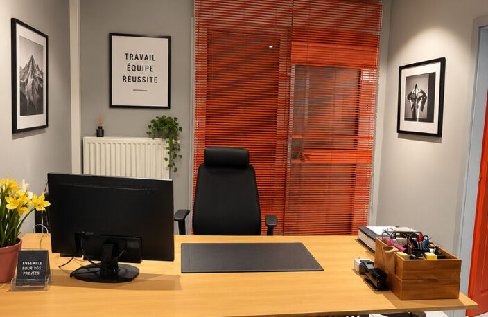 LOCAL PROFESSIONNEL 127.20 m² - OBERNAI CENTRE / RUE DU GÉNÉRAL LECLERC — photo 4
