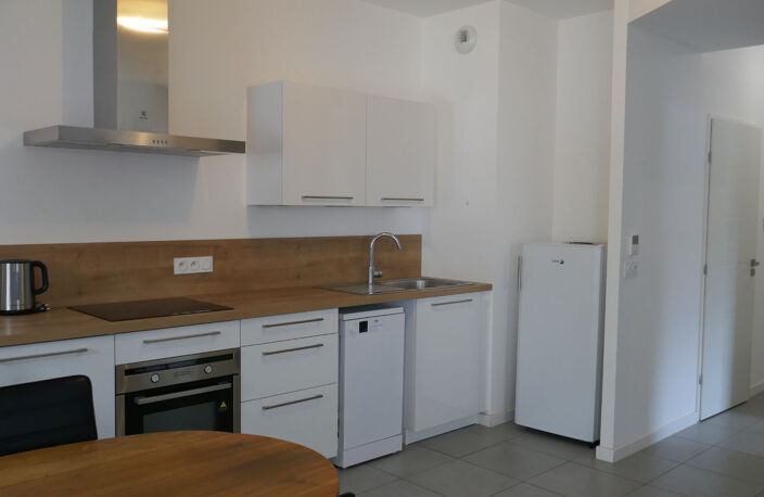 FAVERGES APPARTEMENT DE 56.48 m2 CENTRE VILLE — photo 4