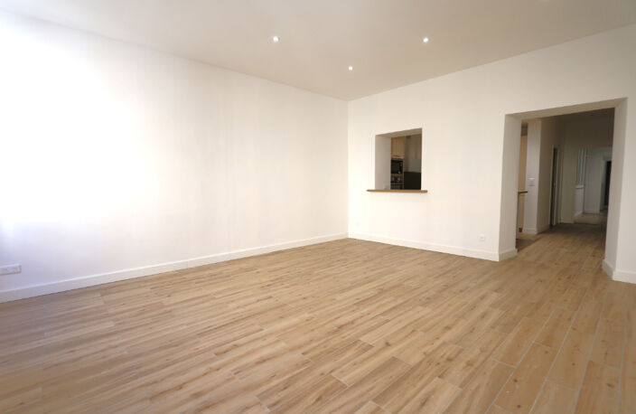 BASTIA - Bvd Paoli - Appt T4 — photo 2