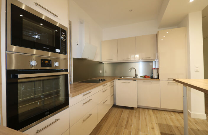 BASTIA - Bvd Paoli - Appt T4 — photo 4