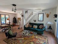PEYROLLES EN PCE - Villa T6 de 162 m² sur 9511 m² de terrain — photo 3