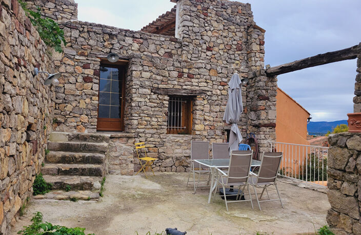 LE LUC - Maison de village 117m² renovée avec Exterieurs - 'LOUE' — photo 2