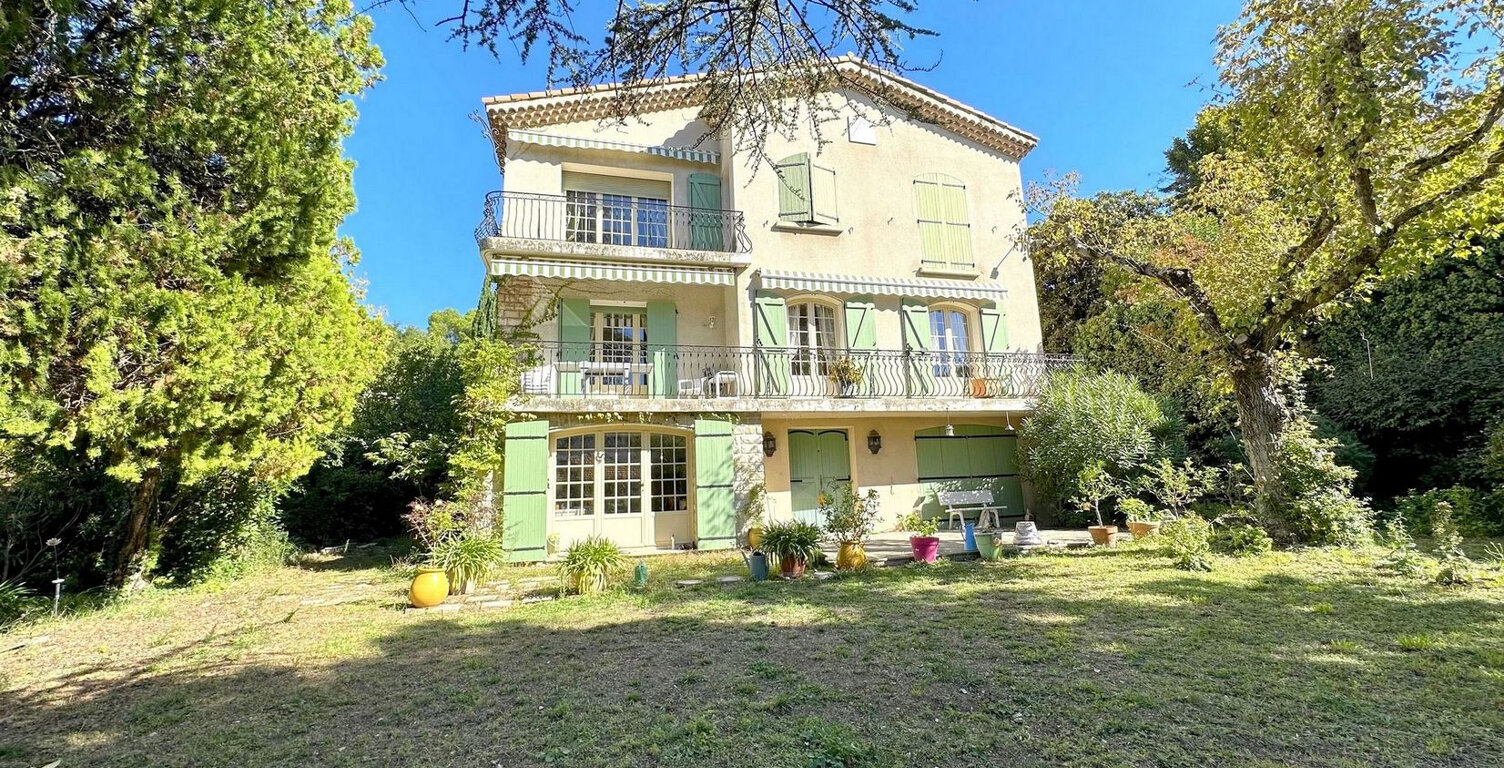 Maison Aix En Provence 10 pièce(s) 320 m2 — photo 1