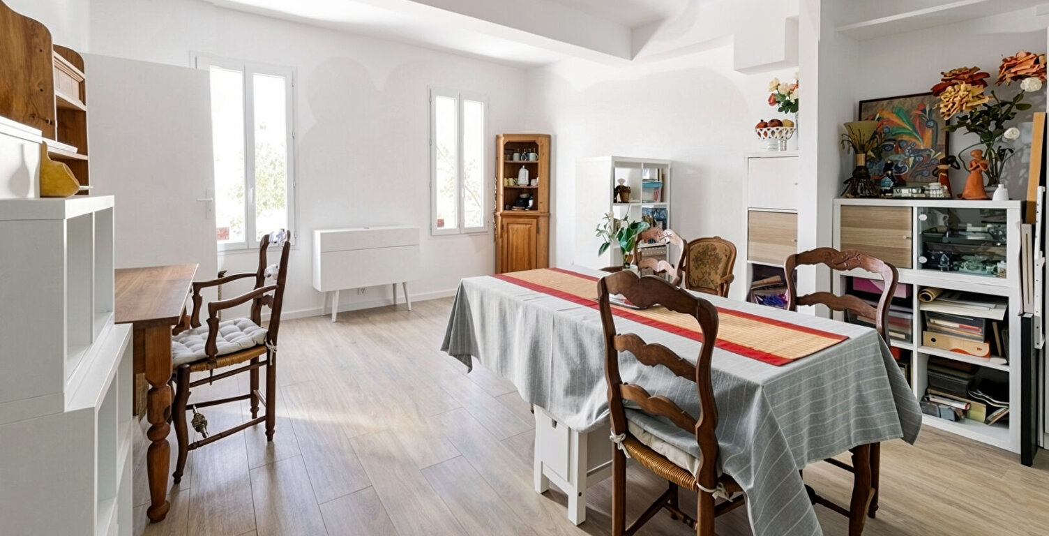 Vente Aix centre en exclusivité LC Gestion vous propose un appartement de type 2 de 55m² avec remise et cave. — photo 1