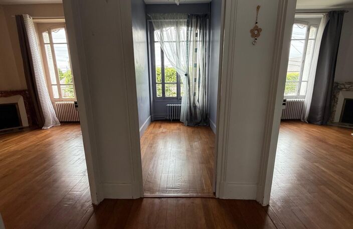 Maison bourgeoise avec jardin au centre ville — photo 5