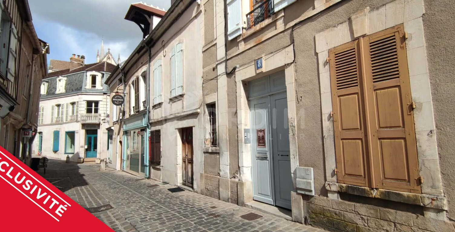 Dans le quartier de la Marine — photo 1