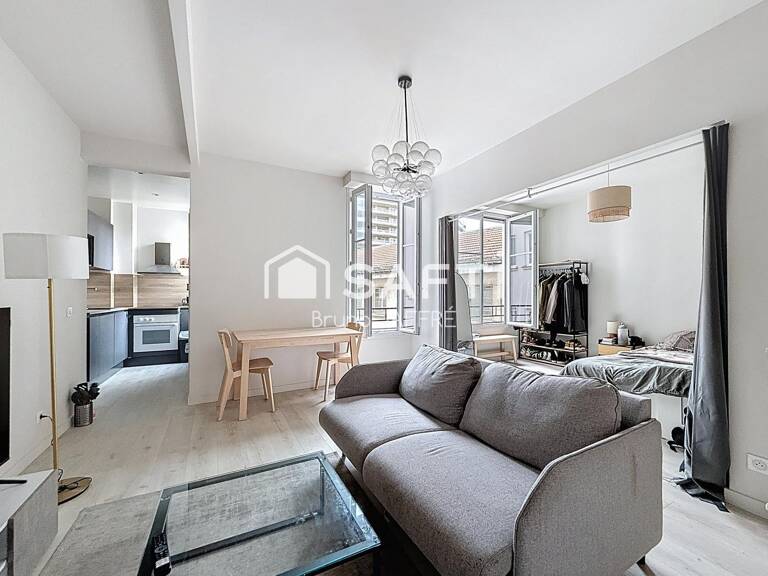 75015, Rue Cambrone, immeuble ART-DECO, Appartement 3 pièces 49m², — photo 1