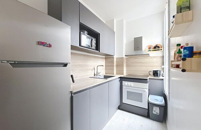 75015, Rue Cambrone, immeuble ART-DECO, Appartement 3 pièces 49m², — photo 3