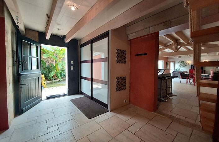 À 500 m de la mer, élégante maison de charme au coeur d'un village de pierres — photo 5
