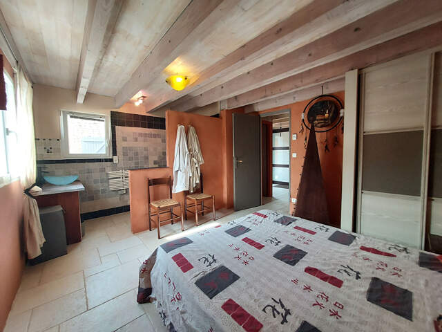 À 500 m de la mer, élégante maison de charme au coeur d'un village de pierres — photo du bien