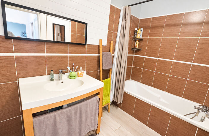Anglet Central, type 3 de 62 m² + cave + parking — photo 3